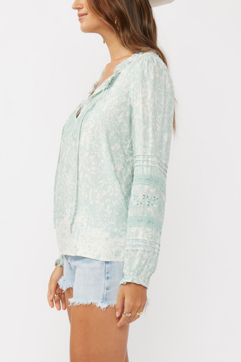 Floral Embroidered Long Sleeve Blouse