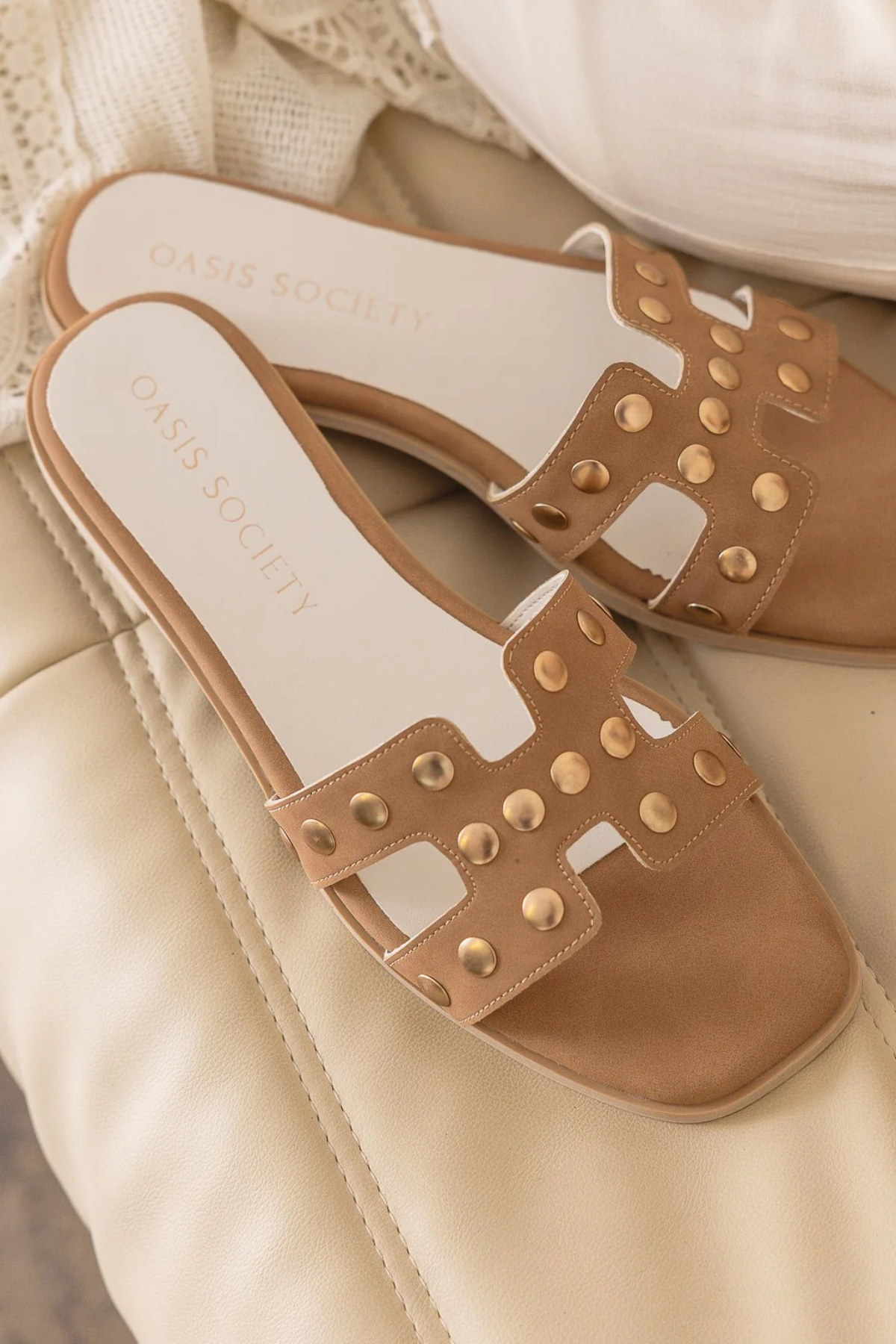 Oasis Society The Evelynne Studded Sandals