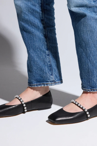 Yosi Samra Cara Pearl Flat