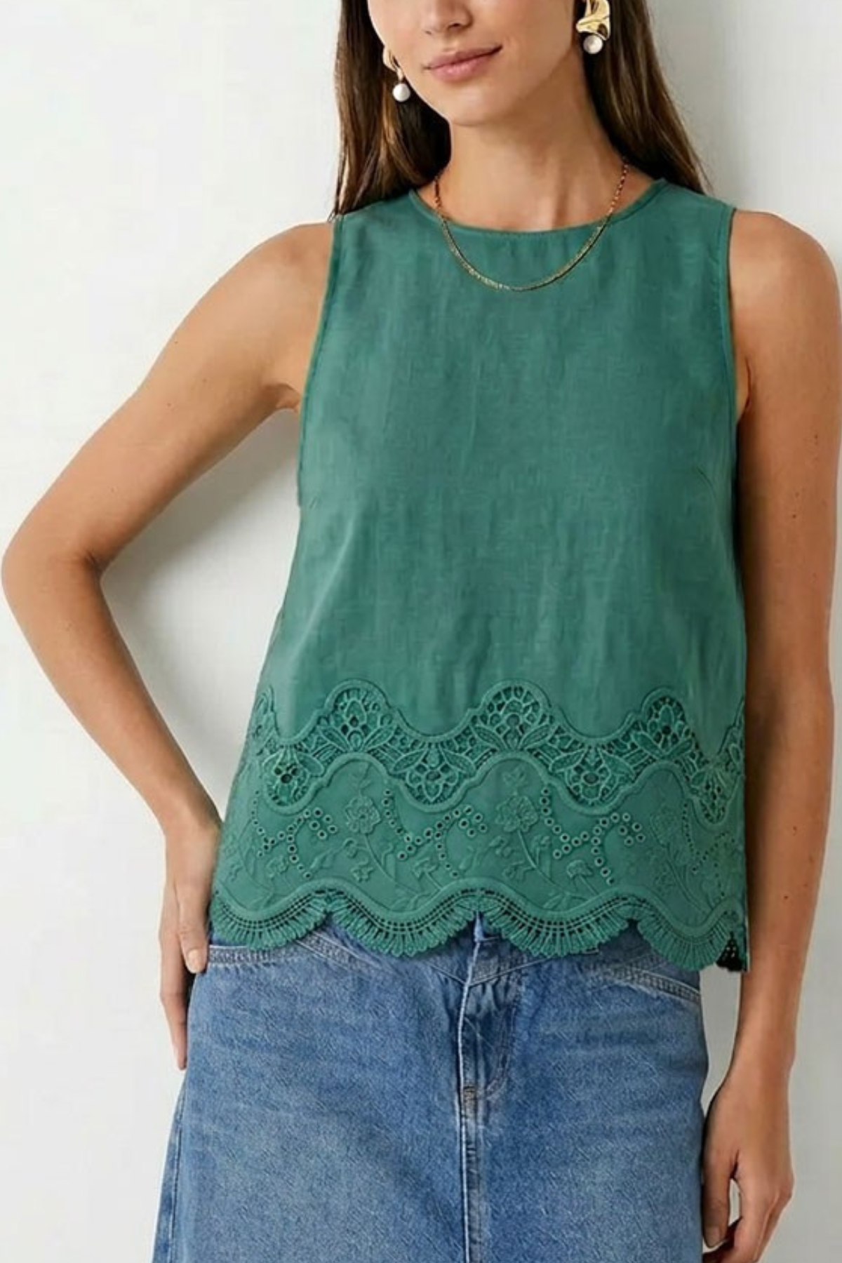 Embroidered Scallop Hem Cotton Tank