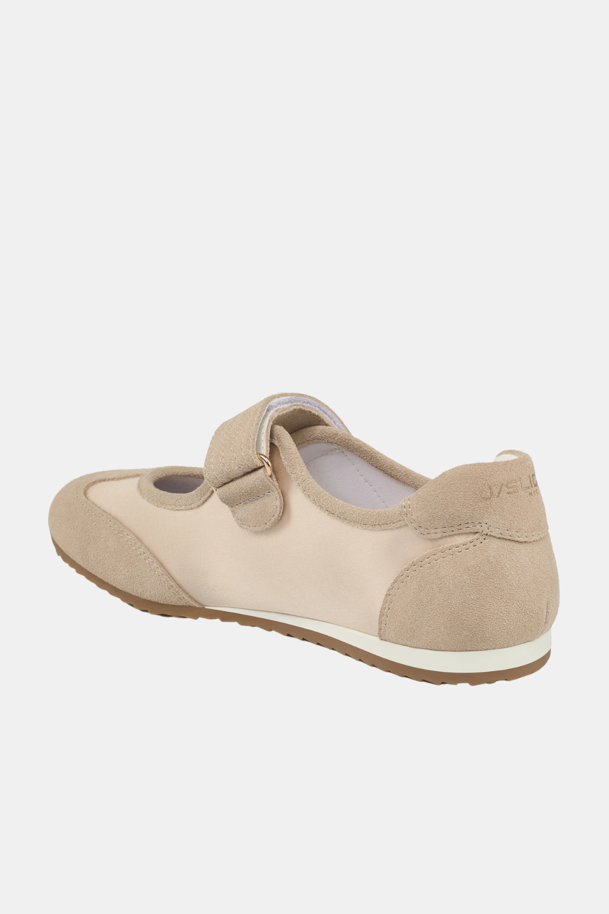 JSlides Patricia Sneaker