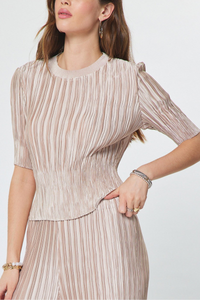 Crinkle Pleated Fitted Top