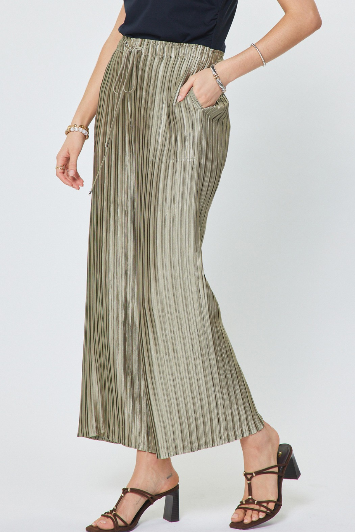 Crinkle Pleated Drawstring Pants