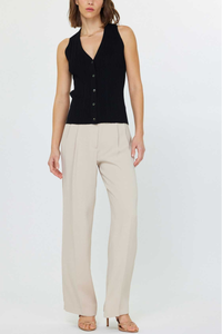 Pleated Sleeveless Sweater Top