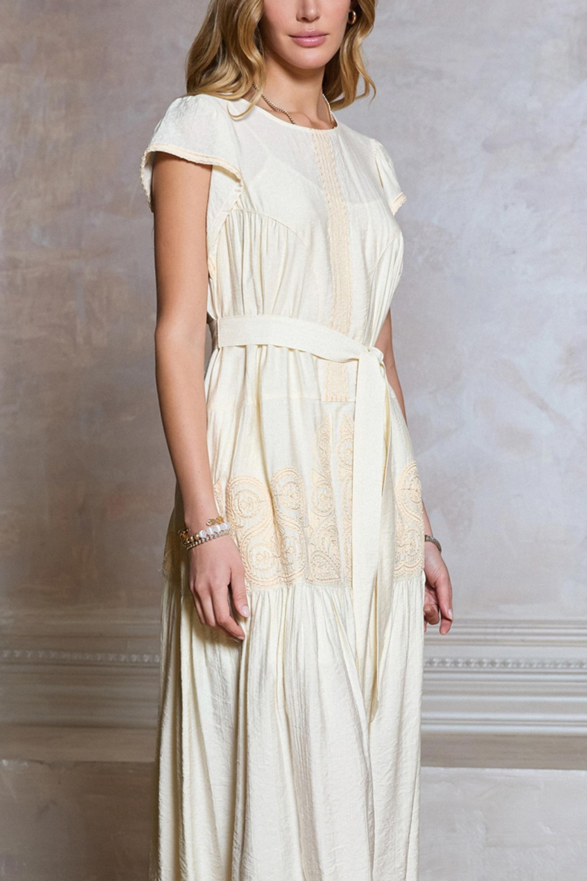 Boho Embroidery Cap Sleeve Midi Dress