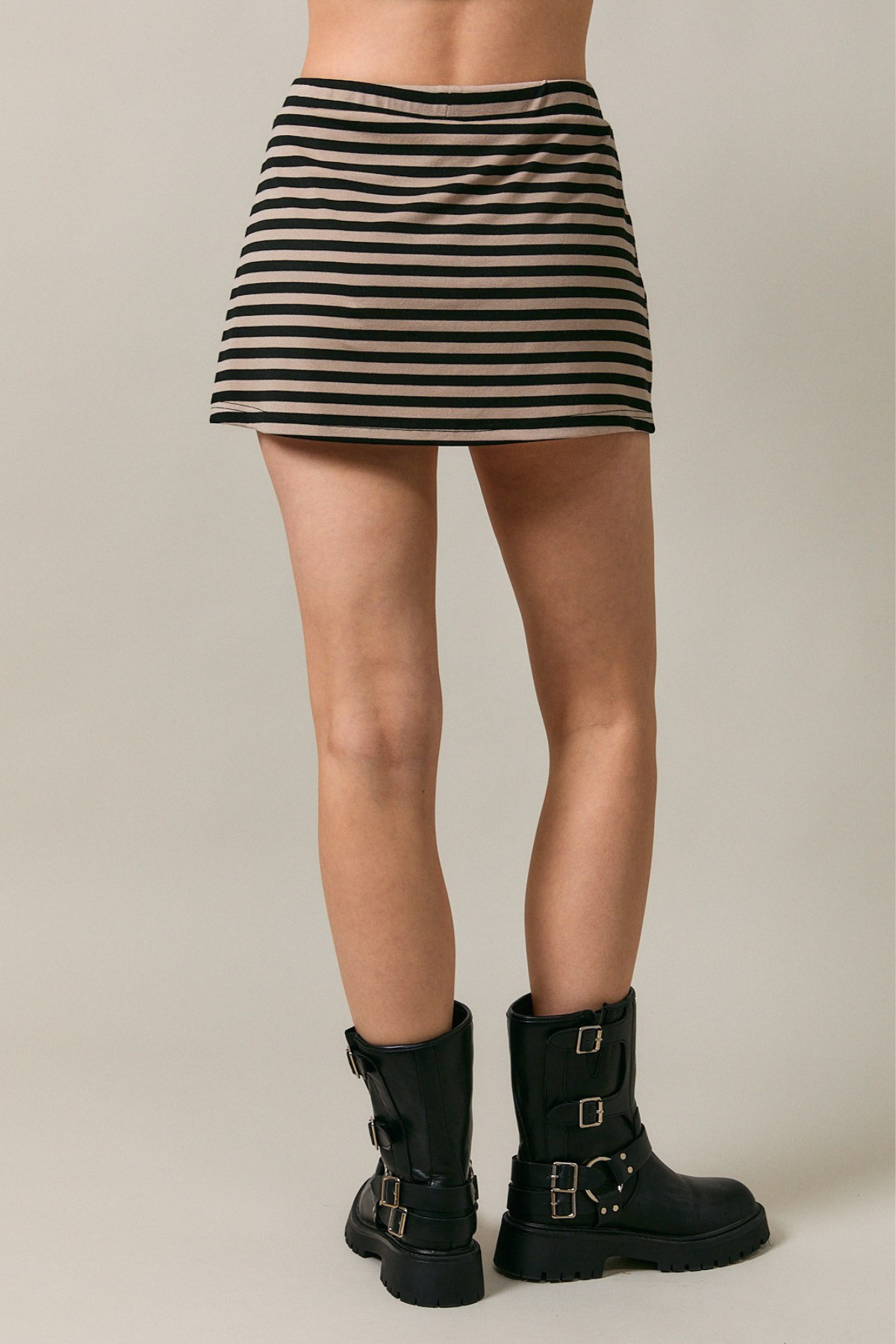 Mid Rise Skirt