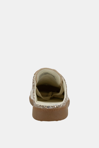 Back 70 Easter Sneaker