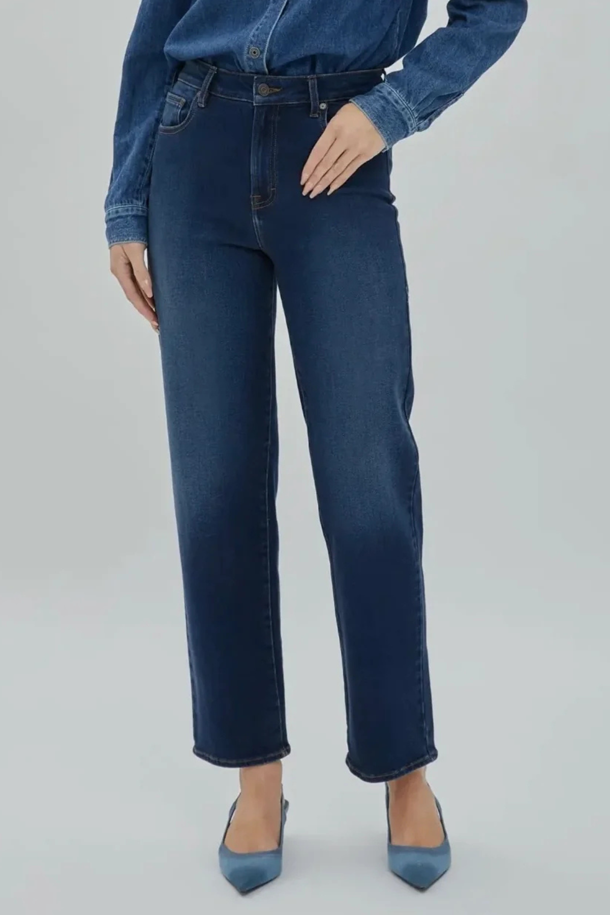 Hidden High Rise Straight Jean