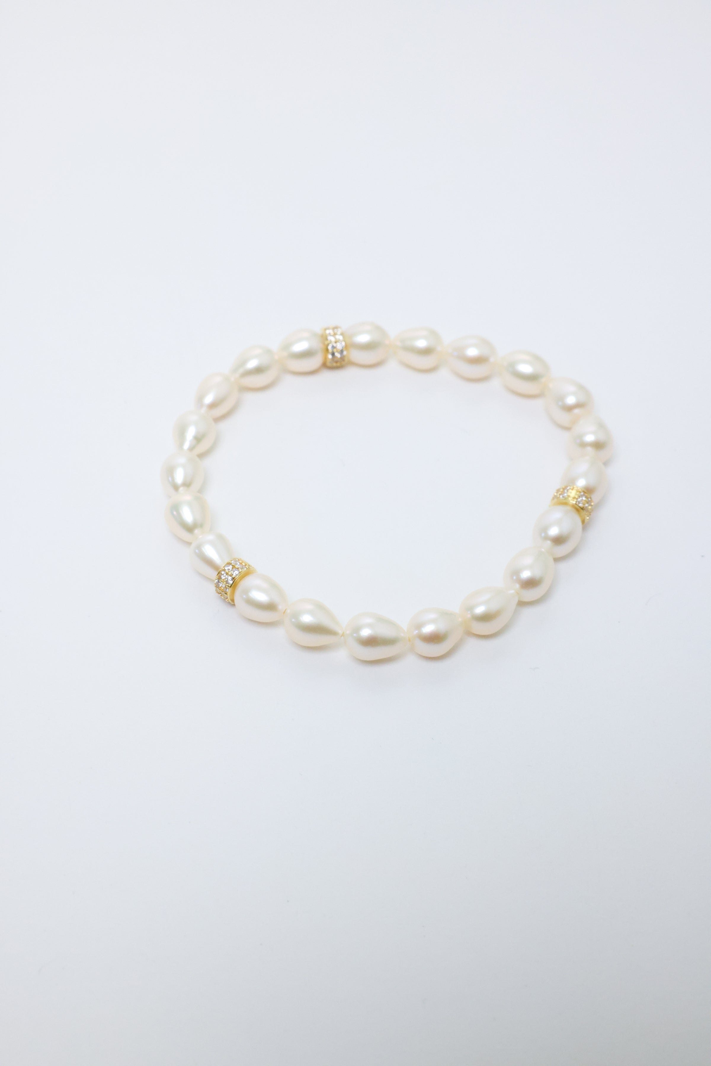 PG Designs Pearl and Gold Stretch Bracelet