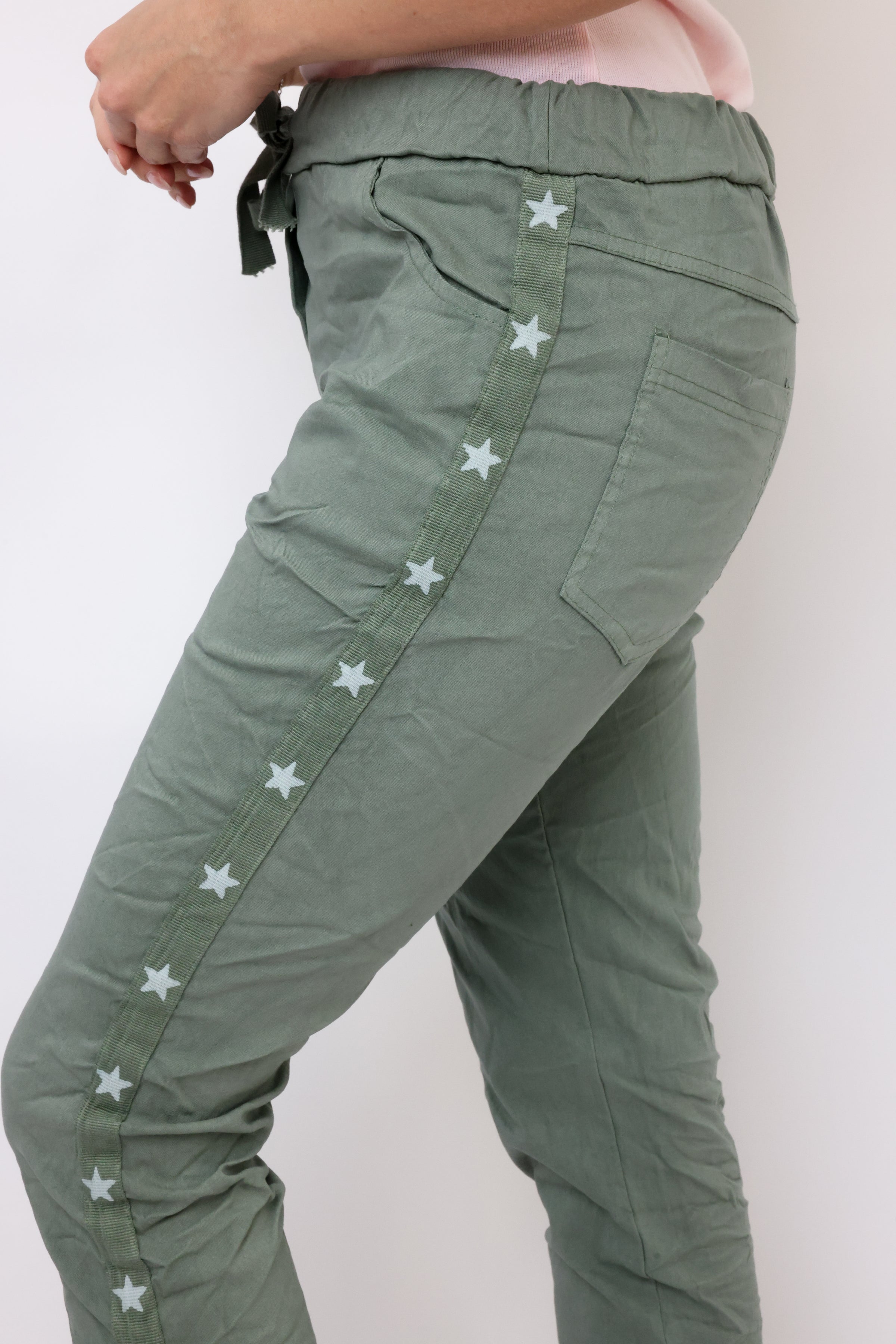 Star Ribbon Side Stripe Drawstring Crinkle Jogger