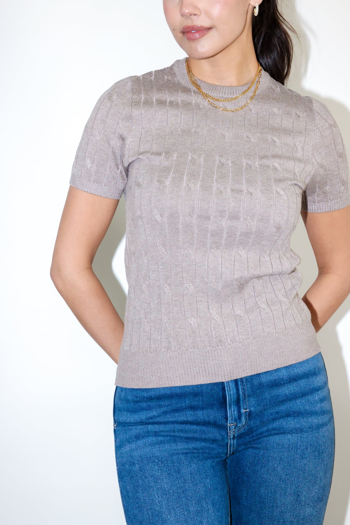 Crew Neck Cable Knit Short Sleeve Sweater