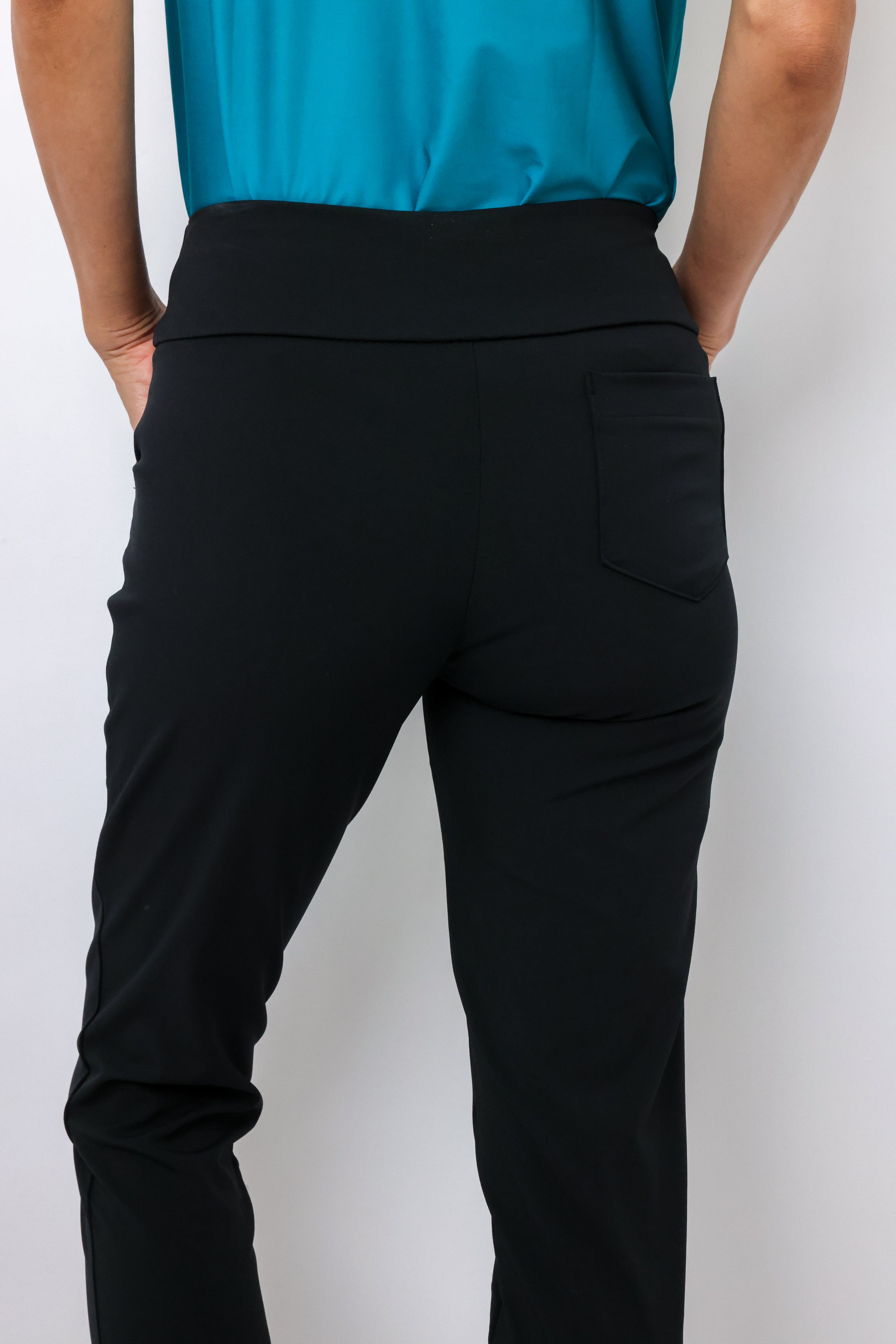 Lilly Pulitzer Luxletic 28" Corso Pant