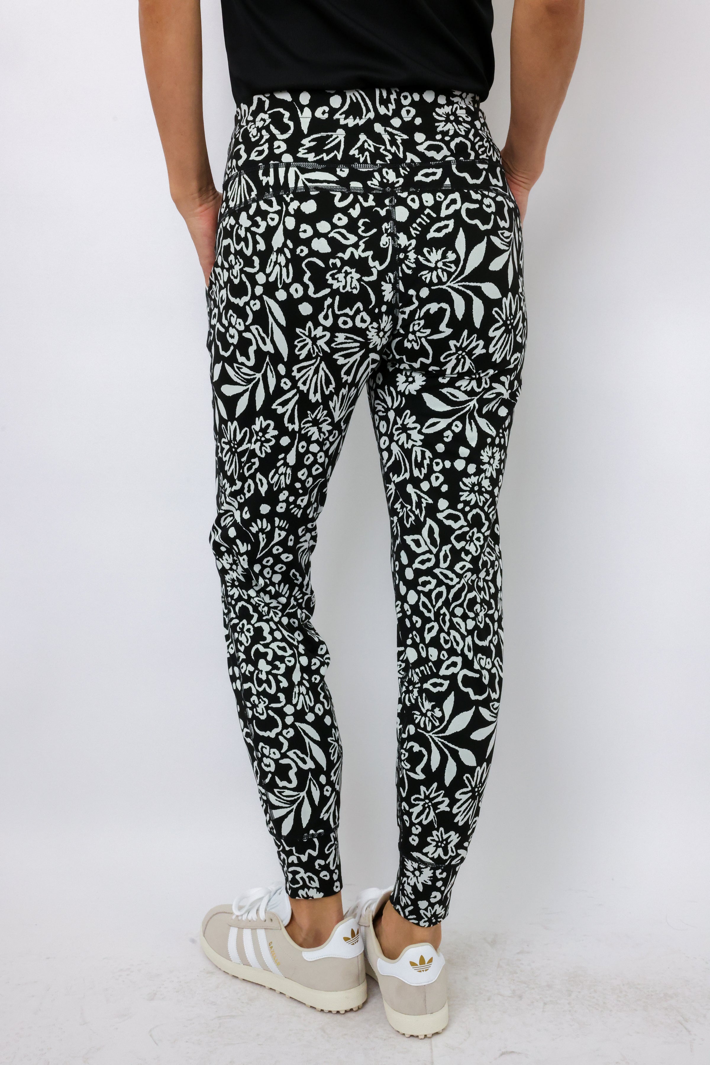 Lilly Pulitzer Luxletic Island Mid Rise Jogger