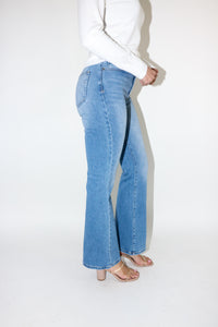 31" High Rise Flare Jeans
