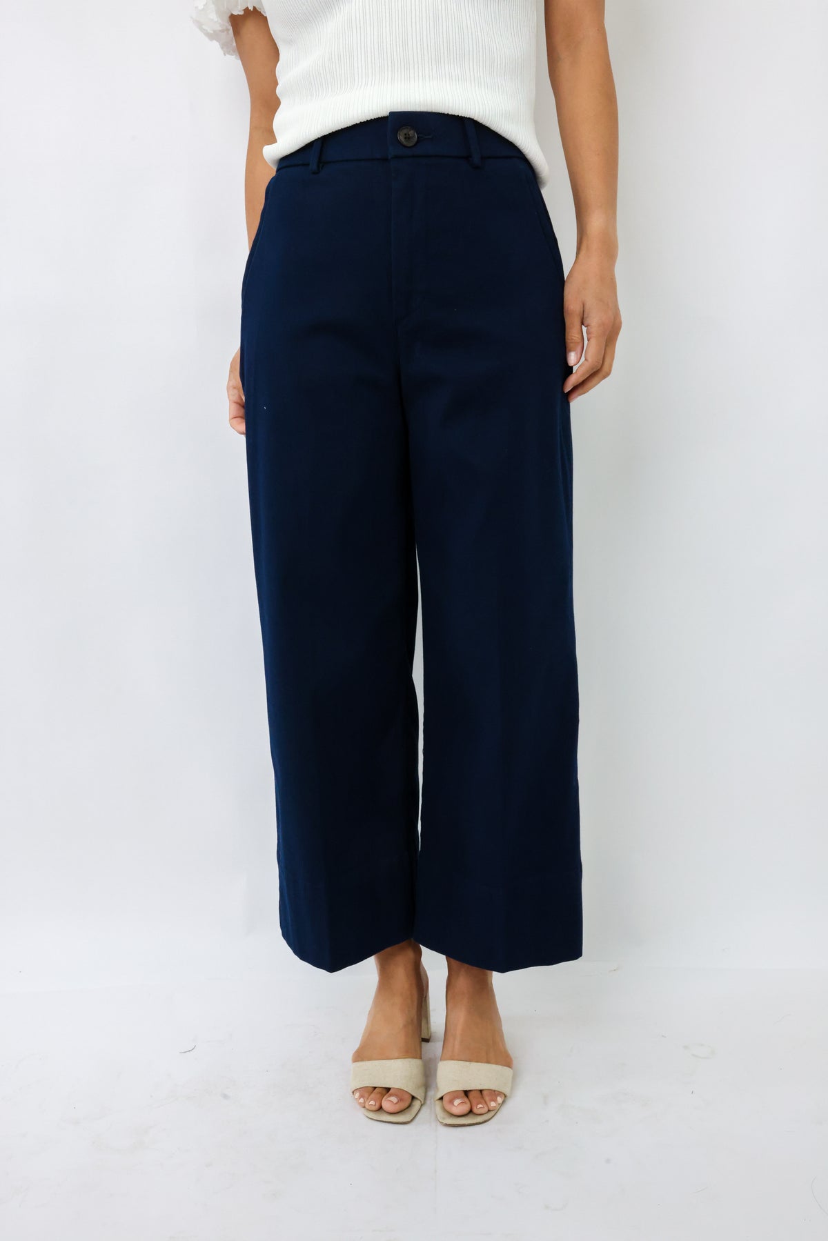 SPANXsupersmooth™ Stretch Twill Cropped Wide Leg Pant