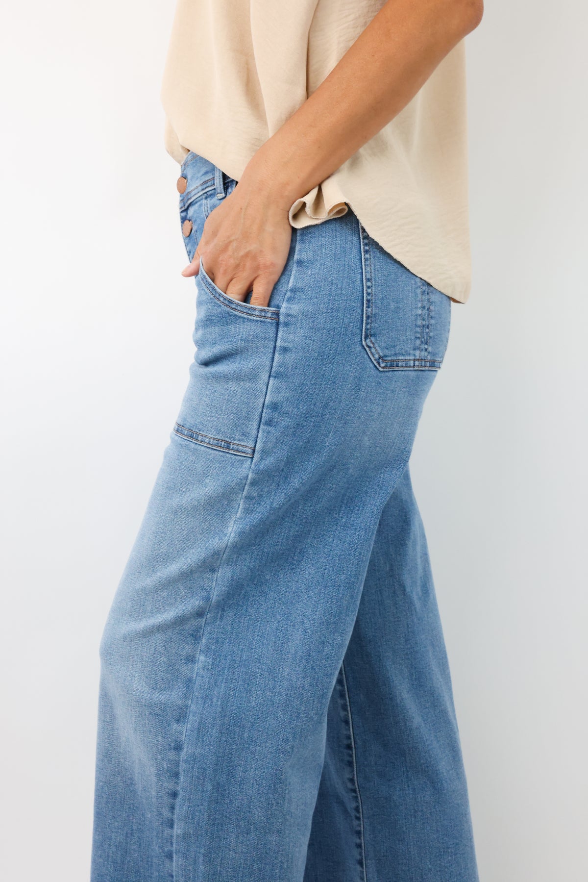 Camille Exposed Button Wide Leg Jean