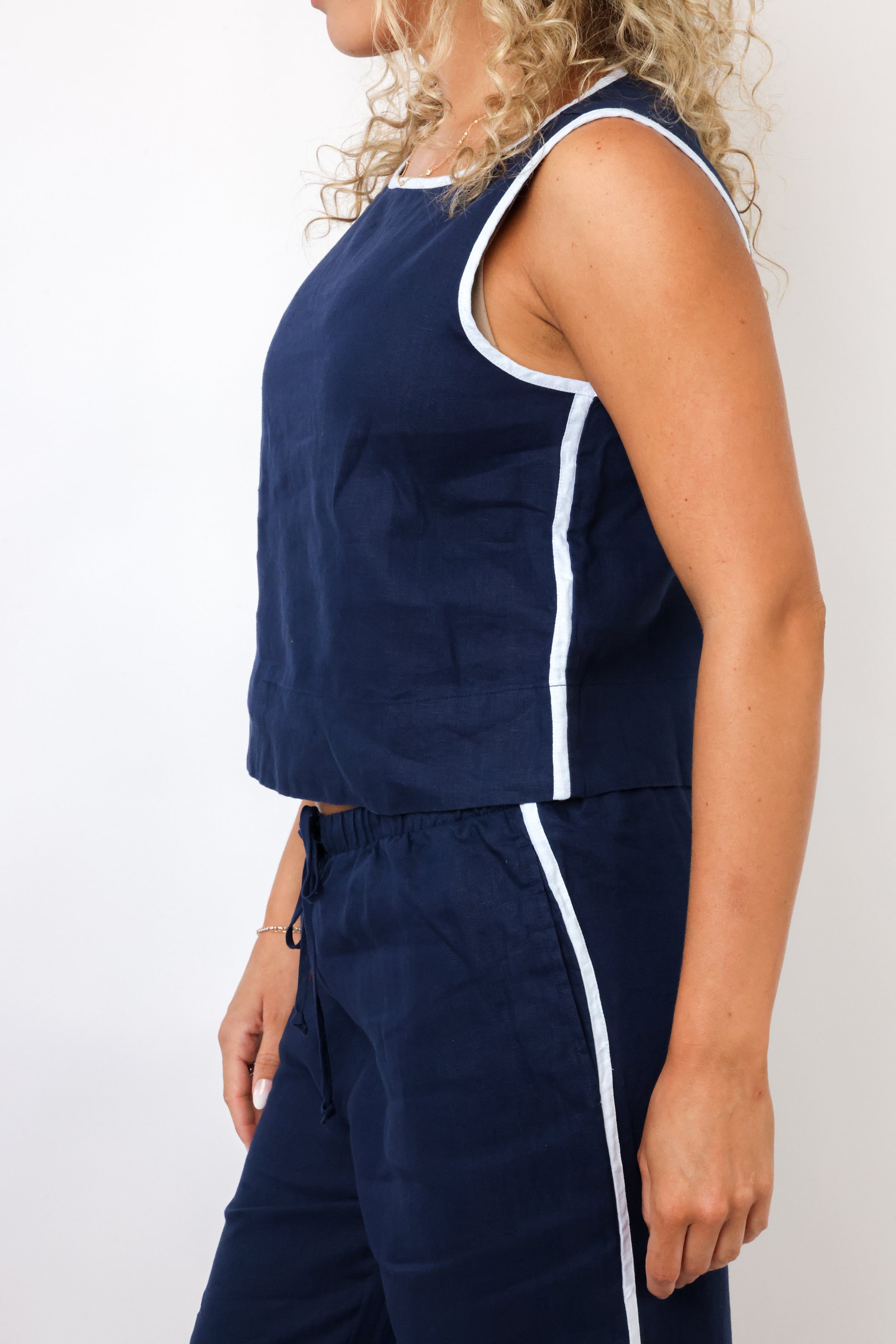 Bella Dahl Contrast Keyhole Tank