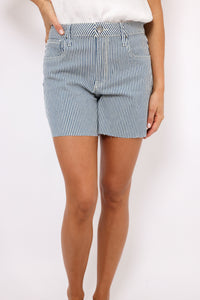 Kut Jane High Rise Shorts