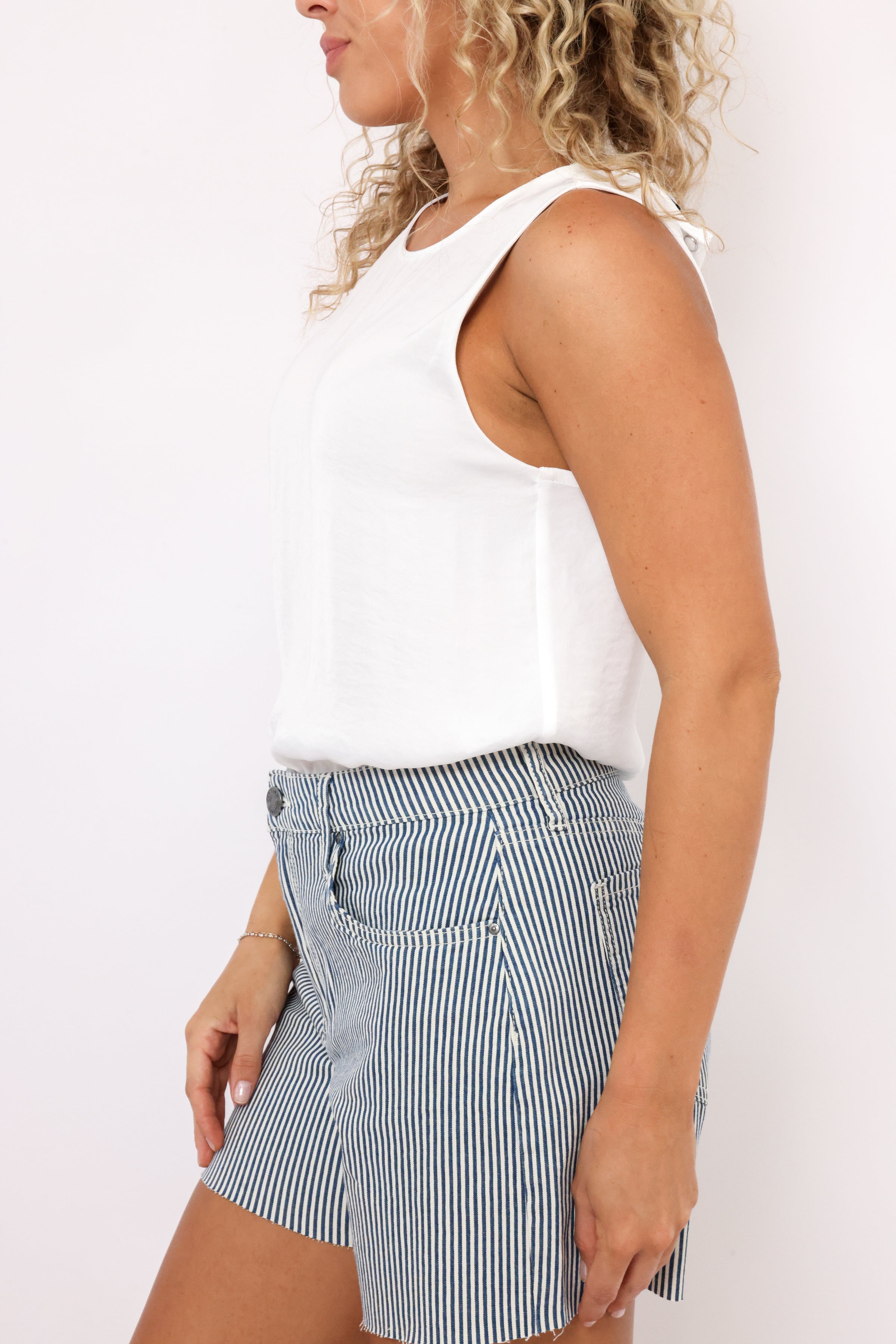 Relaxed Sleeveless Top