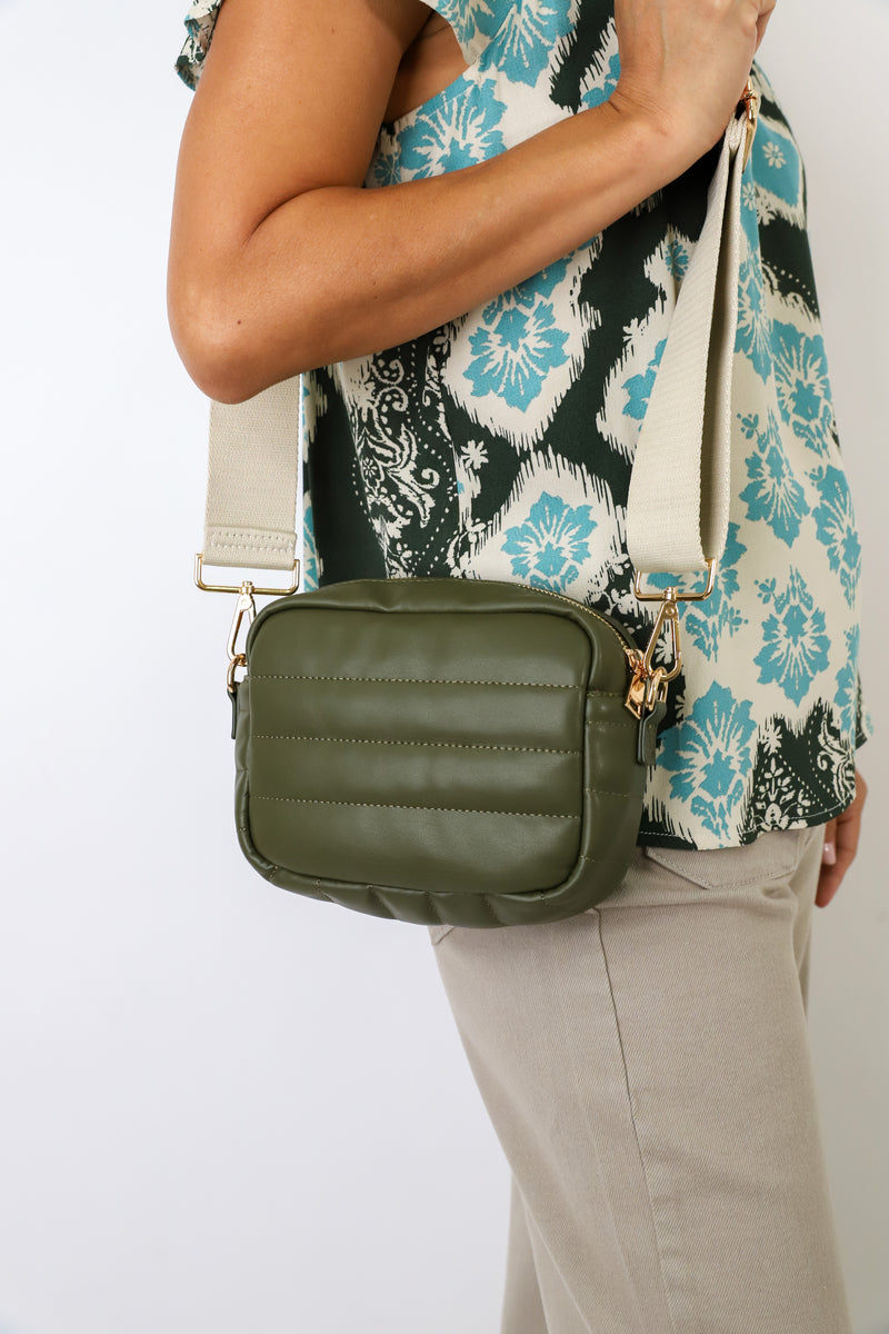 Quilted Zip Top Messenger