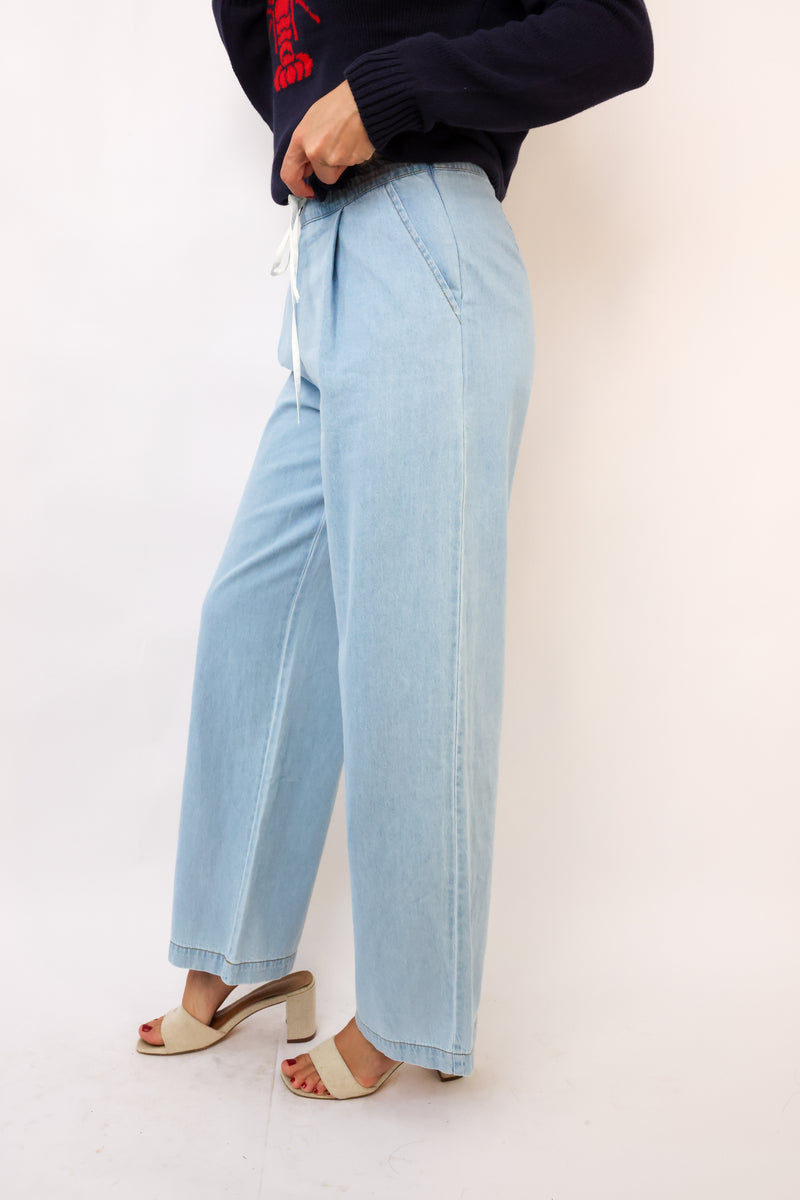 Contrast Waistband Wide Leg Jeans
