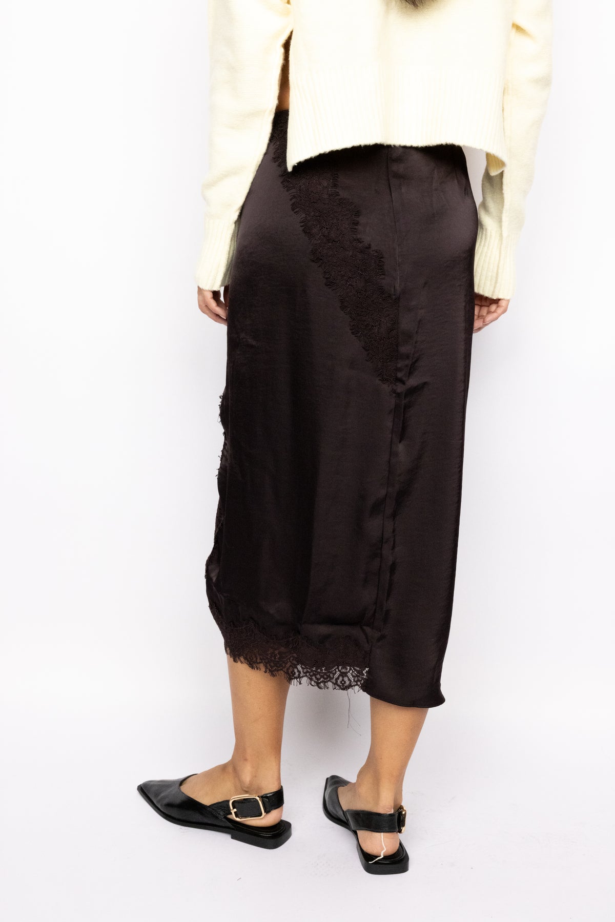 Lace-Inset High-Slit Column Skirt