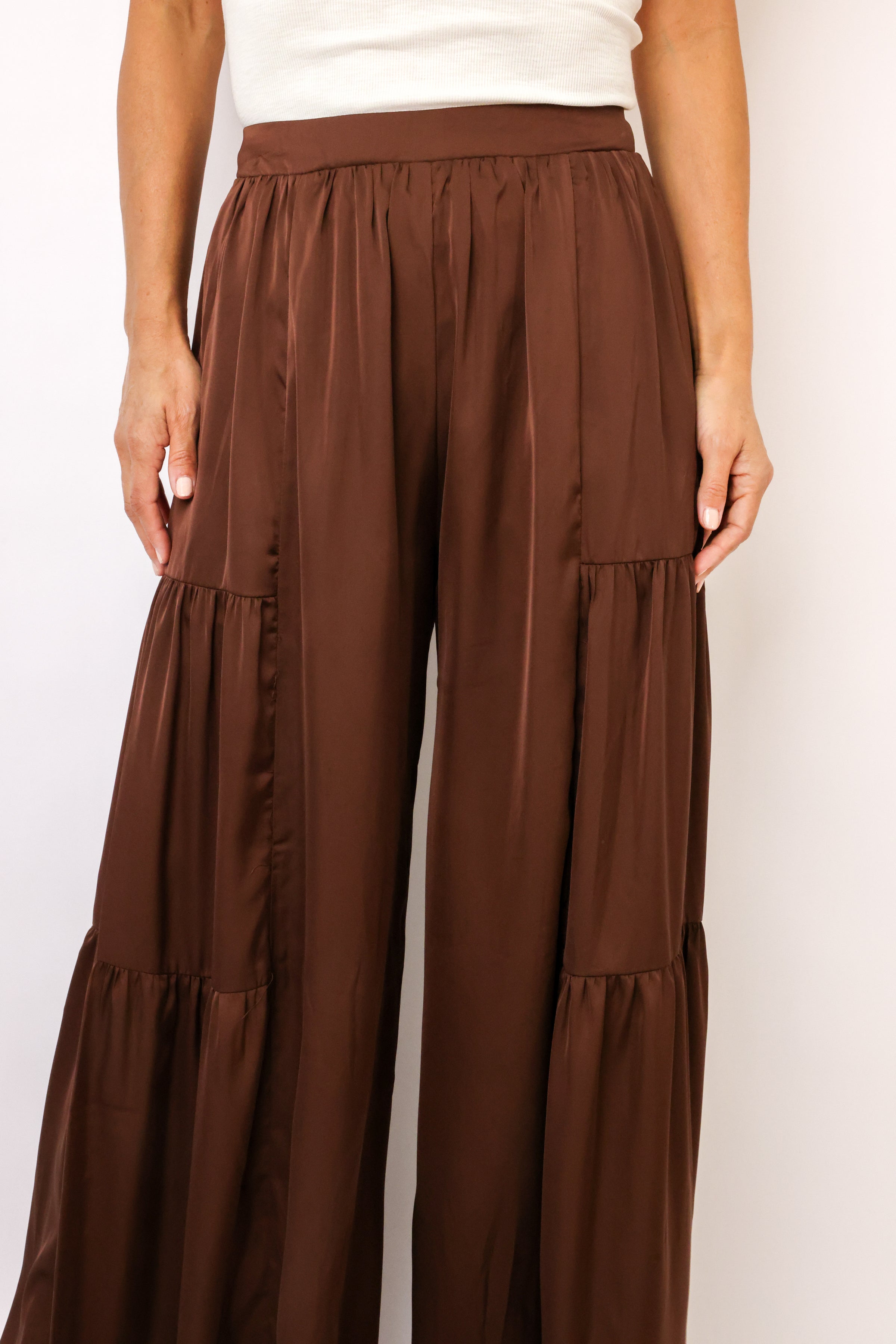 Wide Leg Ruffle Pant