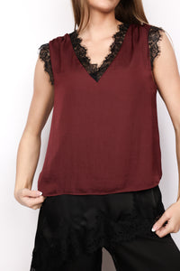 Lace Trim Sleeveless Blouse