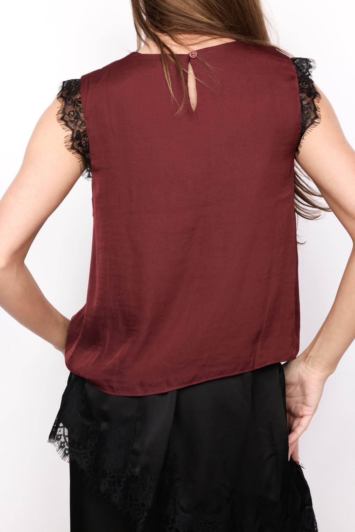 Lace Trim Sleeveless Blouse