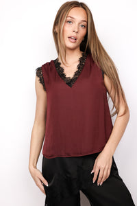 Lace Trim Sleeveless Blouse