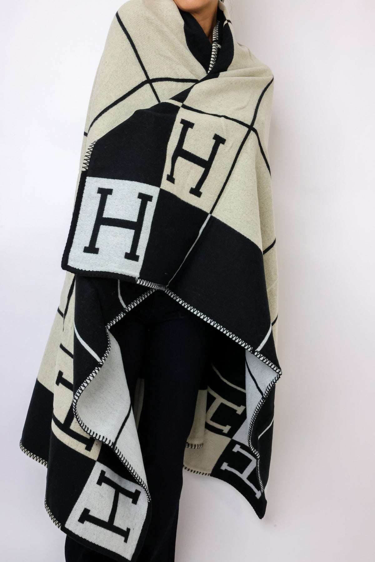 H Blanket