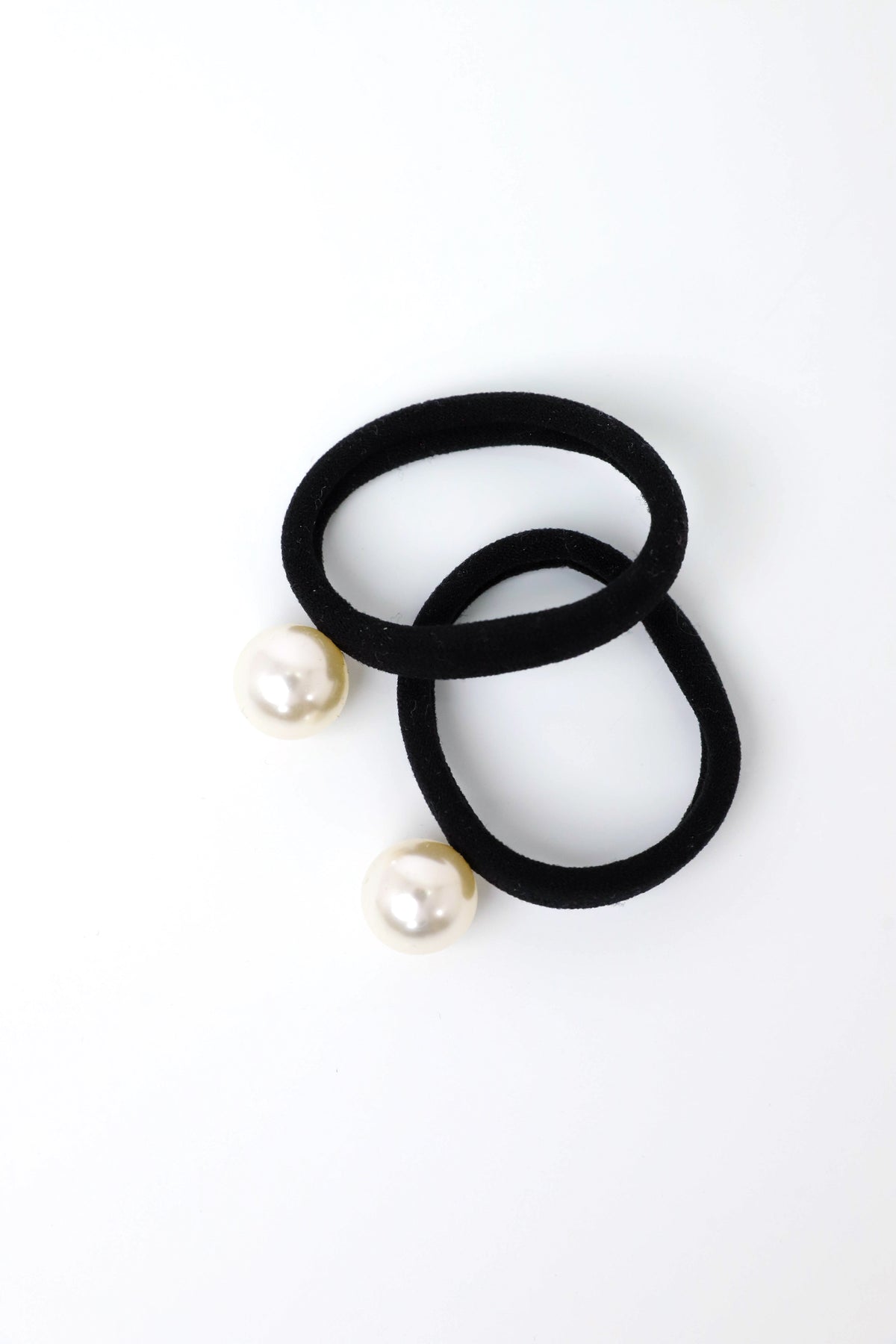 Single Pearl Hair Tie